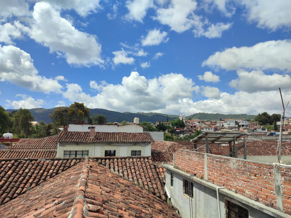 Hostal Ikal San Cristóbal de Las Casas Zewnętrze zdjęcie